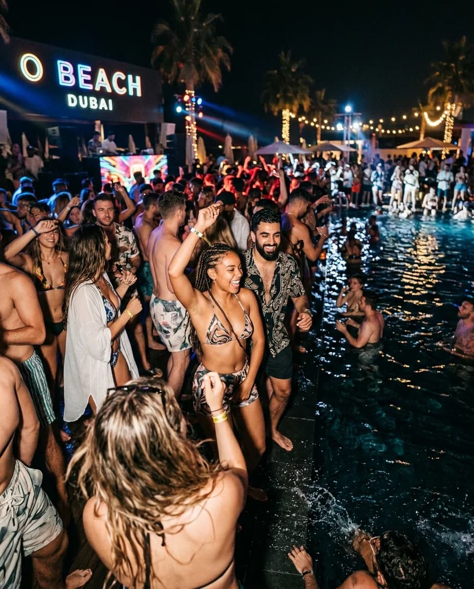 FLOW Saturday Night Pool Party Vibes